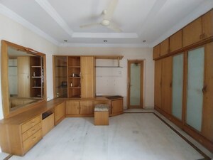 Room in 5 BHK Villa at Sri Sreenivasa Fortune Indra Villae, Madhapur – for Sale