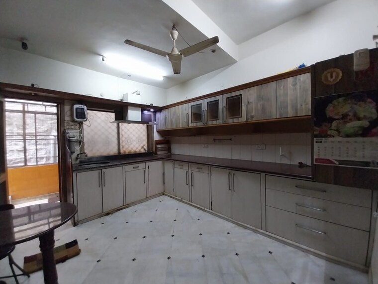 Kitchen, sri-sreenivasa-fortune-indra-villae 5 Bedroom 6500 Sq.Ft. Villa In Madhapur Hyderabad 9143437