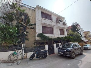 Parking in 5 BHK Villa at Sri Sreenivasa Fortune Indra Villae, Madhapur – for Sale