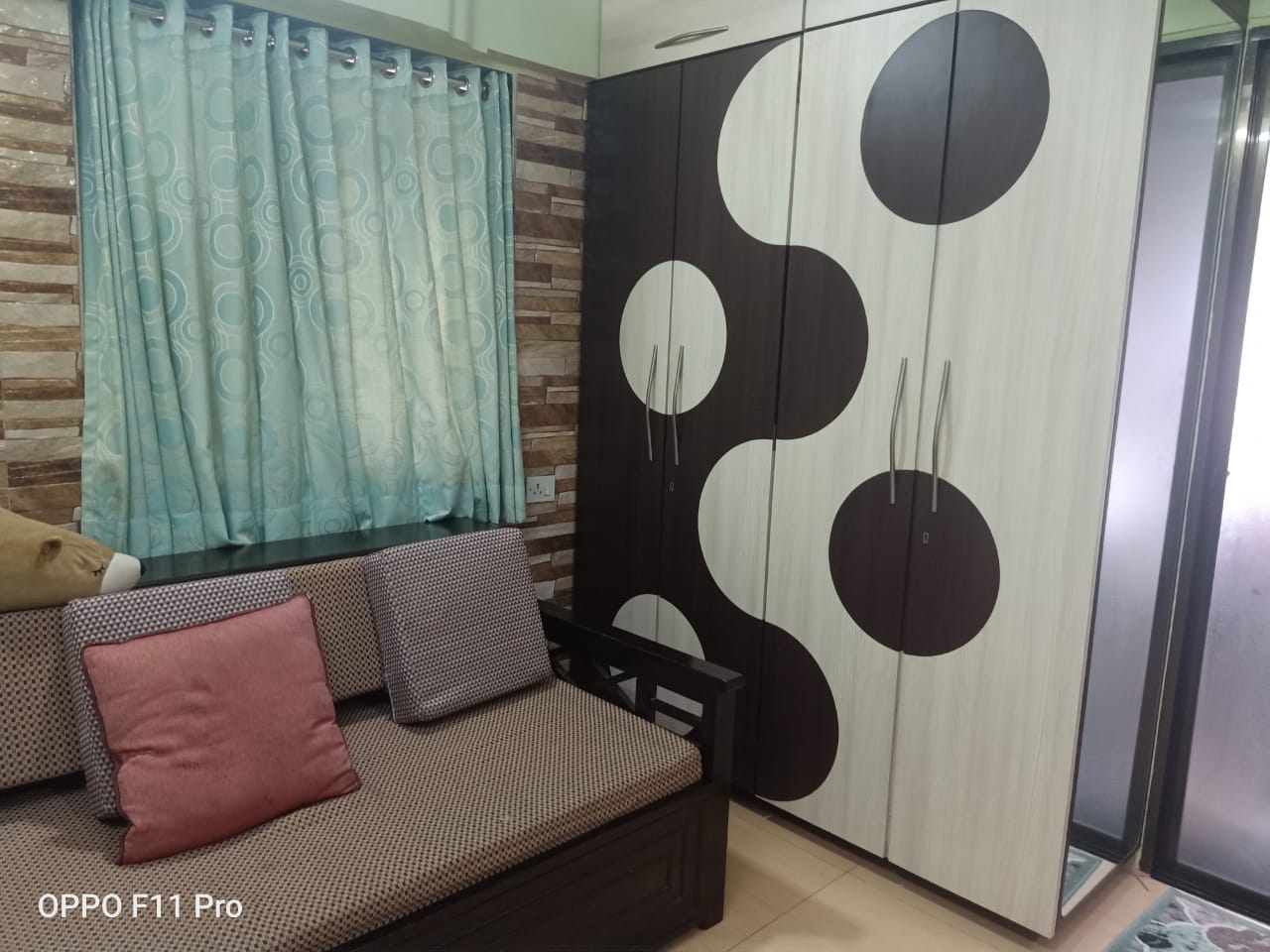 1 Rk  250 Sq.Ft. Apartment in Pride Of Kalina