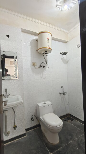 Bathroom in 2 BHK Builder Floor at Palm Residency Chhatarpur, Chattarpur – for Sale