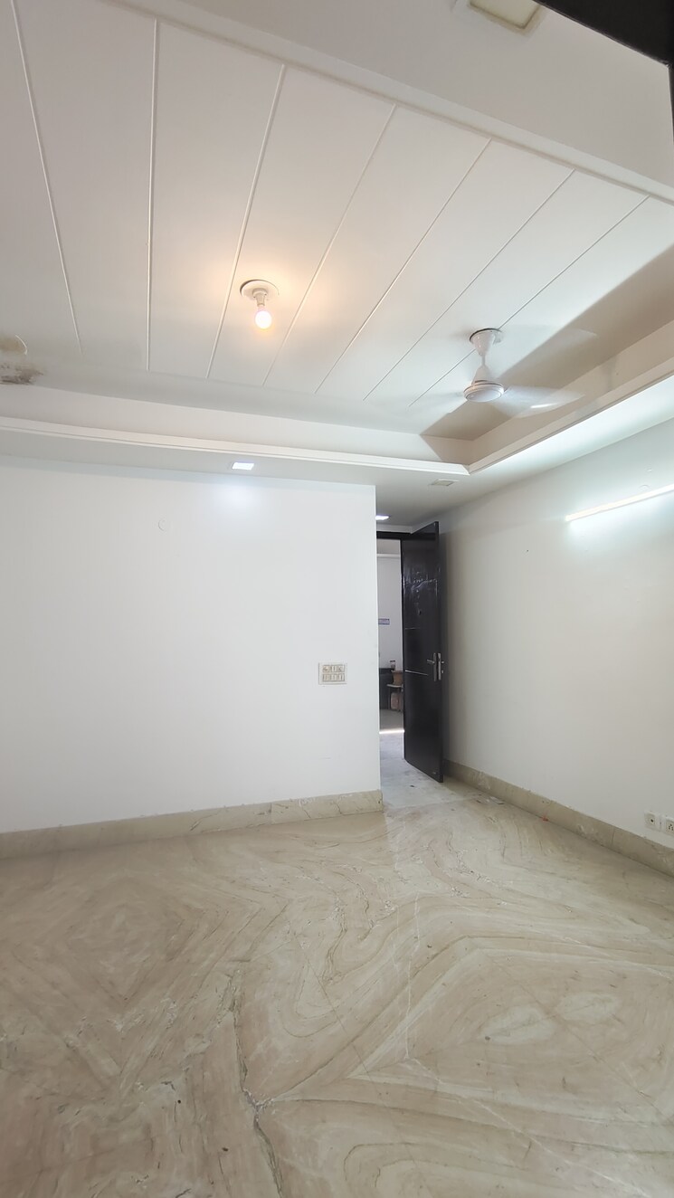 Room, palm-residency-chhatarpur 2 Bedroom 765 Sq.Yd. Builder Floor In Chattarpur Delhi 9143517