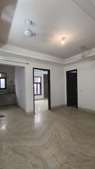Room in 2 BHK Builder Floor at Palm Residency Chhatarpur, Chattarpur – for Sale