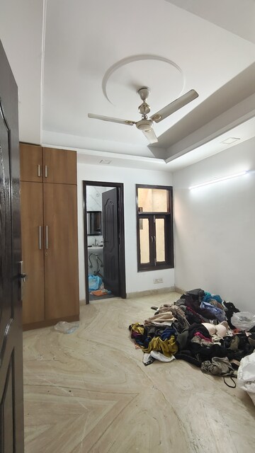 Parking in 2 BHK Builder Floor at Palm Residency Chhatarpur, Chattarpur – for Sale