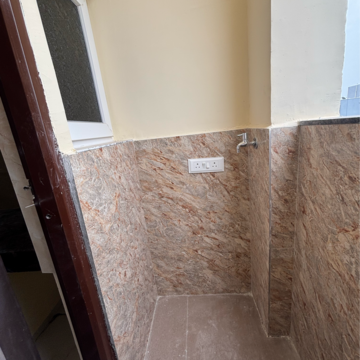 Furnished Amenities in 1 BHK Apartment at SSR Residency Kondapur, Sriram Nagar – for Rent