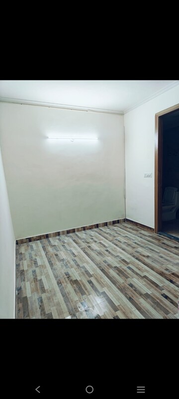 Room in 1 BHK Builder Floor at Saket – for Rent