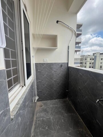 Balcony in 1 BHK Apartment at Kondapur – for Rent