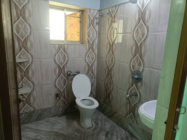 Bathroom, ideal-enclave-rajarhat-new-town 2 Bedroom 1090 Sq.Ft. Apartment In Rajarhat New Town Kolkata 9143580