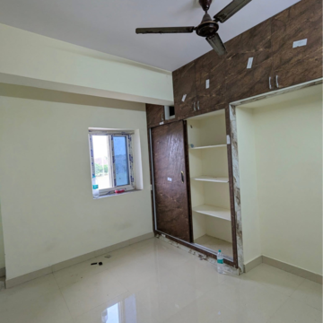 Room in 1 BHK Apartment at SSR Residency Kondapur, Sriram Nagar – for Rent