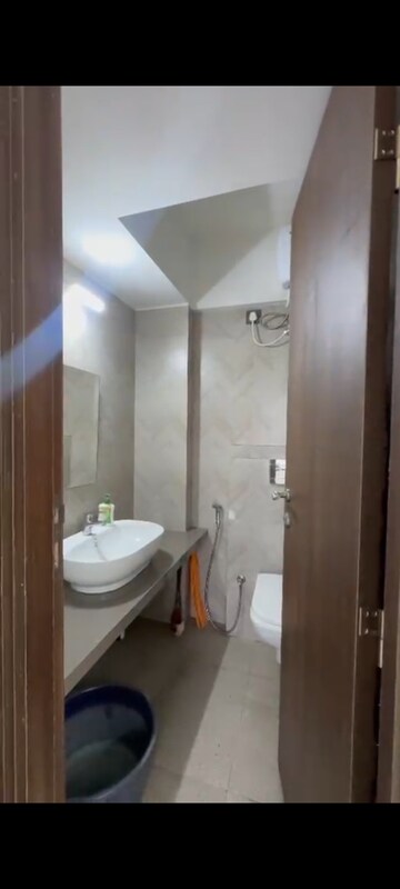 Bathroom in 1 BHK Apartment at Ghatkopar East – for Rent