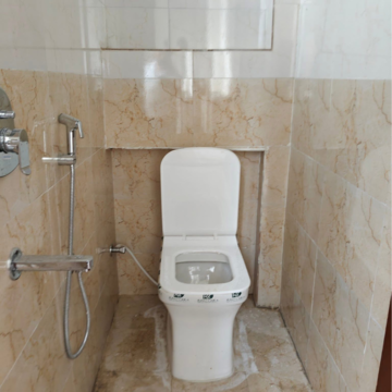 Bathroom in 1 BHK Apartment at Kamala Arcade Kondapur, Kondapur – for Rent