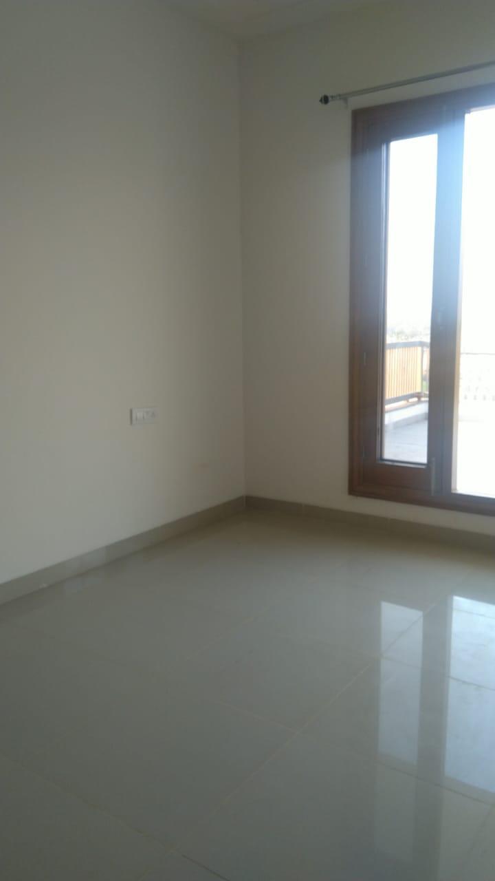 3 BHK + Extra Room Apartment For Sale in TDI Wellington Heights