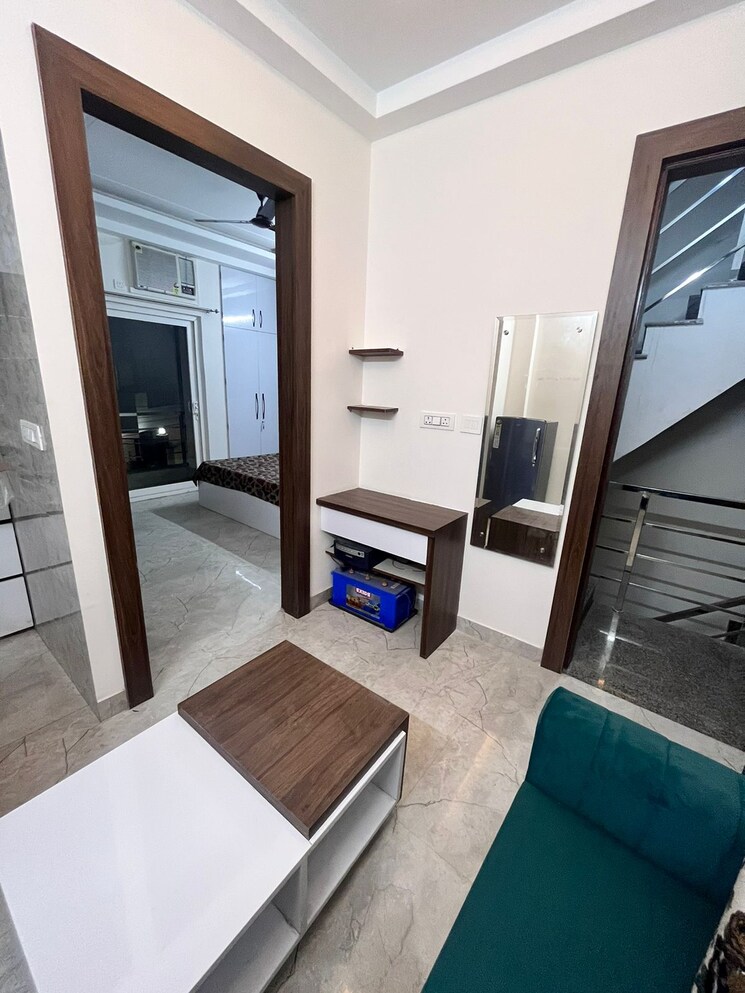 Room, sector 46 1 Bedroom 753 Sq.Ft. Builder Floor In Sector 46 Gurgaon 9143659