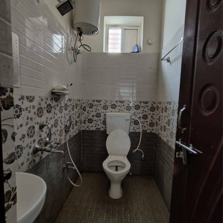 Bathroom, bm-residency-kondapur 1 Bedroom 650 Sq.Ft. Apartment In Masjid Banda Hyderabad 9143666