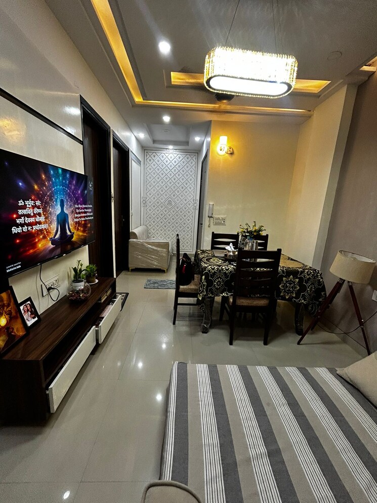 Living Room, dwarka 3 Bedroom 100 Sq.Yd. Builder Floor In Dwarka Delhi 9143735