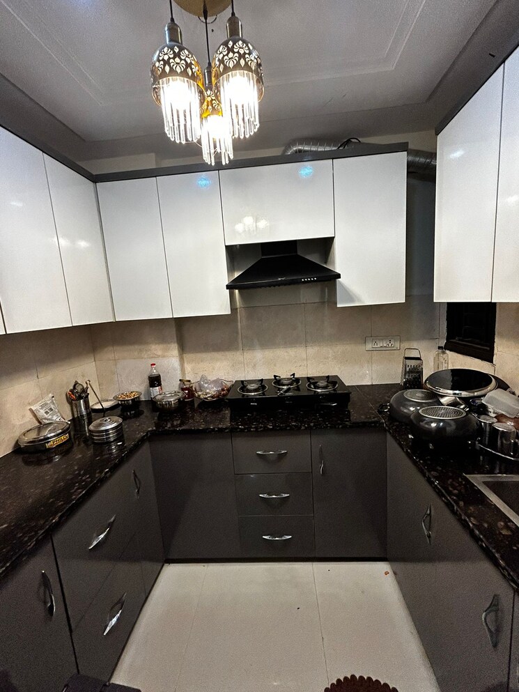 Kitchen, dwarka 3 Bedroom 100 Sq.Yd. Builder Floor In Dwarka Delhi 9143735