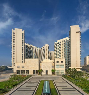 3 BHK Apartment – Entrance View at Ambience Creacions, Sector 22 - for Sale