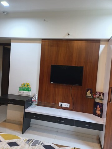 Furnished Amenities in 2 BHK Apartment at Bhandari 7 Plumeria Drive, Tathawade – for Rent