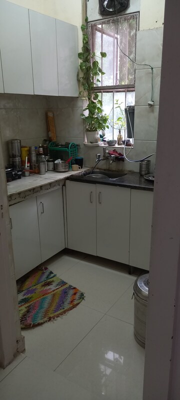 Kitchen in 1.5 BHK Apartment at Ip Extension – for Rent