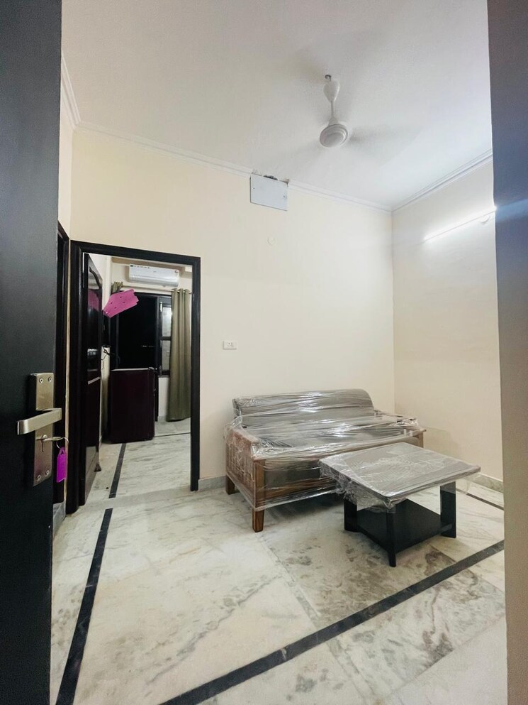 Living Room, sector 40 1 Bedroom 686 Sq.Ft. Builder Floor In Sector 40 Gurgaon 9143756