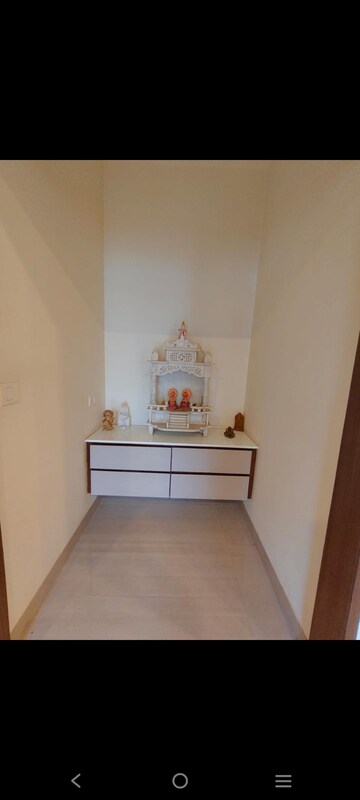 Furnished Amenities in 4 BHK Apartment at Adani Waterlily, Near Vaishno Devi Circle On Sg Highway – for Rent