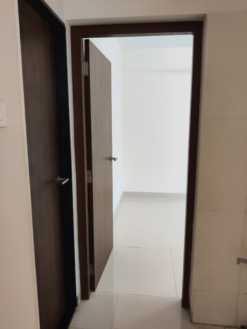 Bedroom in 2 BHK Apartment at Worli – for Rent