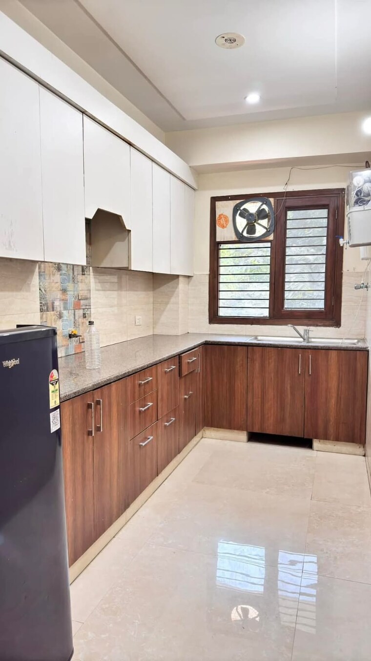 Kitchen, sector 9 2 Bedroom 2600 Sq.Ft. Independent House In Sector 9 Gurgaon 9143847