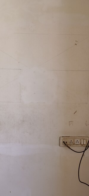 Room in 1 BHK Apartment at Shree Krishna Heights Juchandra, Naigaon East – for Sale