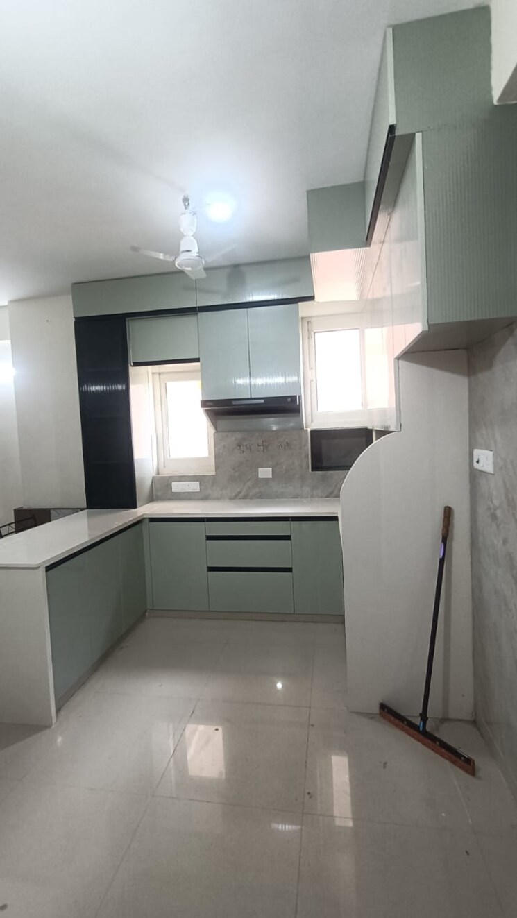 Kitchen, rof-alante 3 Bedroom 749 Sq.Ft. Apartment In Sector 108 Gurgaon 9143856