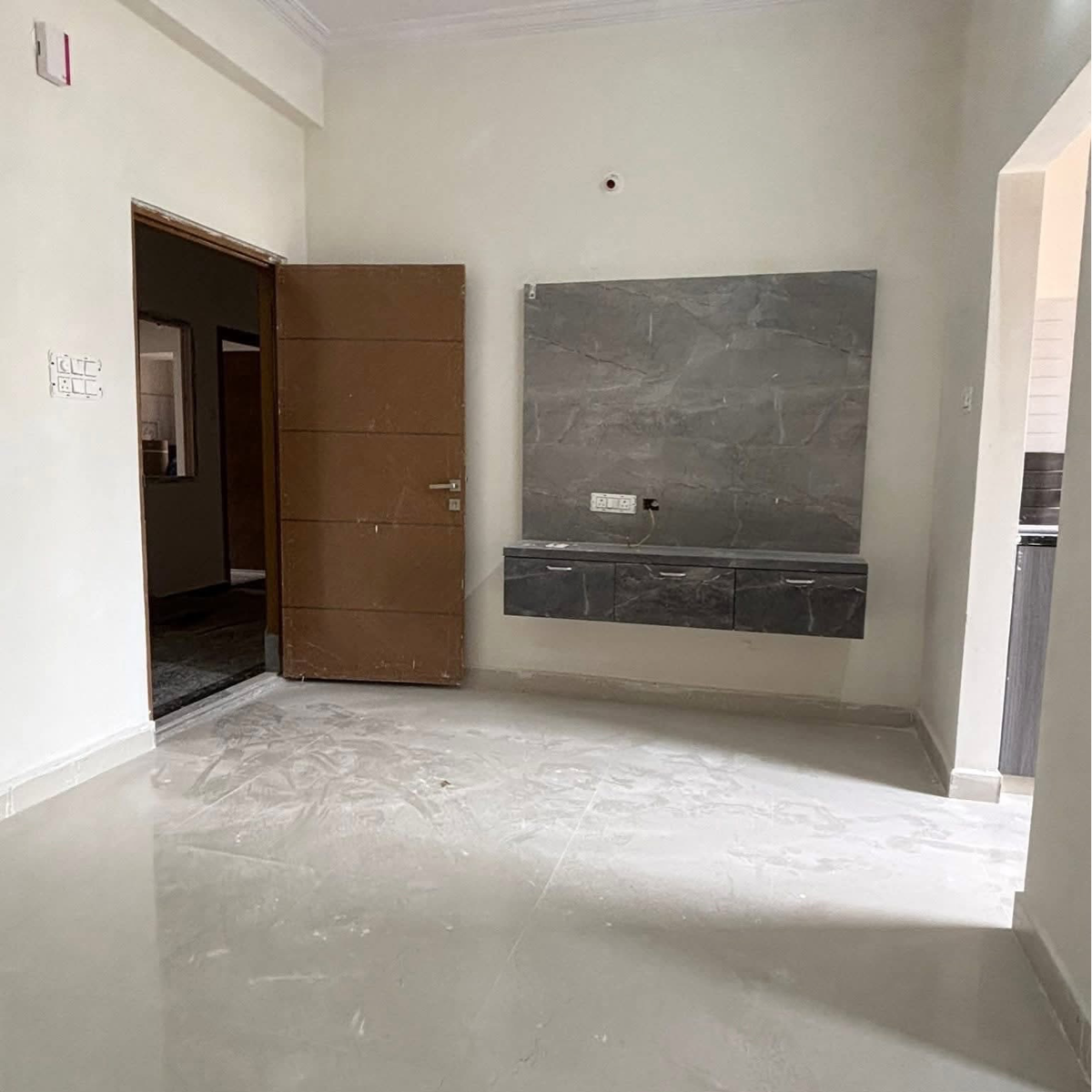 1 BHK + Pooja Room Apartment For Rent in Golden Tulip Kondapur