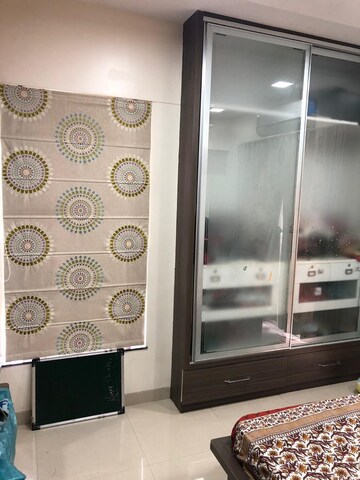 Furnished Amenities in 2.5 BHK Apartment at Amit Ved Vihar, Kothrud – for Rent
