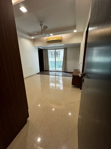 Bedroom in 4 BHK Apartment at Swarna Apartment, Juhu – for Rent