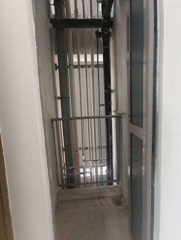 Building Lobby in 1 BHK Apartment at Kalpataru Immensa, Kolshet Road – for Sale