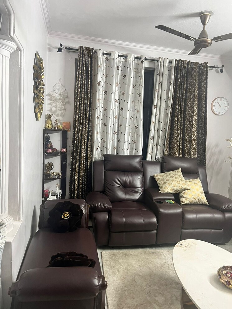 Living Room, aravali-hills 3 Bedroom 1800 Sq.Ft. Apartment In Sector 56 Gurgaon 9143970