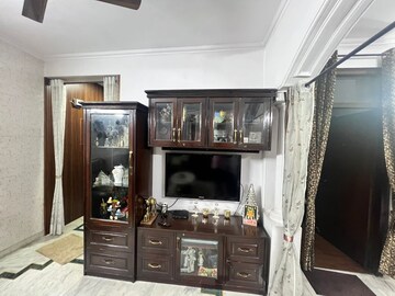 Living Room in 3 BHK Apartment at Aravali Hills, Sector 56 – for Rent