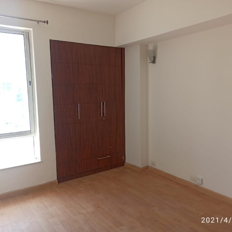 Room, unitech-espace-nirvana-country 3 Bedroom 1950 Sq.Ft. Apartment In Nirvana Country Gurgaon 9143972