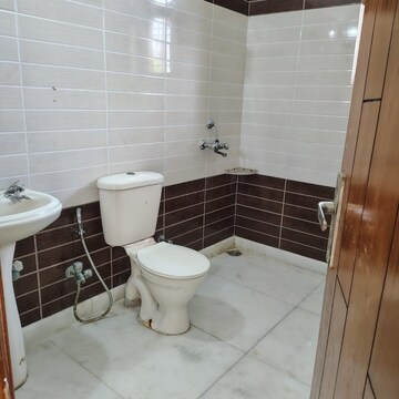 Bathroom in 2 BHK Builder Floor at Sector 105 – for Rent