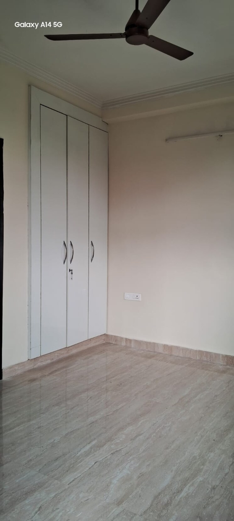 Room, uppal-southend 3 Bedroom 1865 Sq.Ft. Builder Floor In Sector 49 Gurgaon 9143997