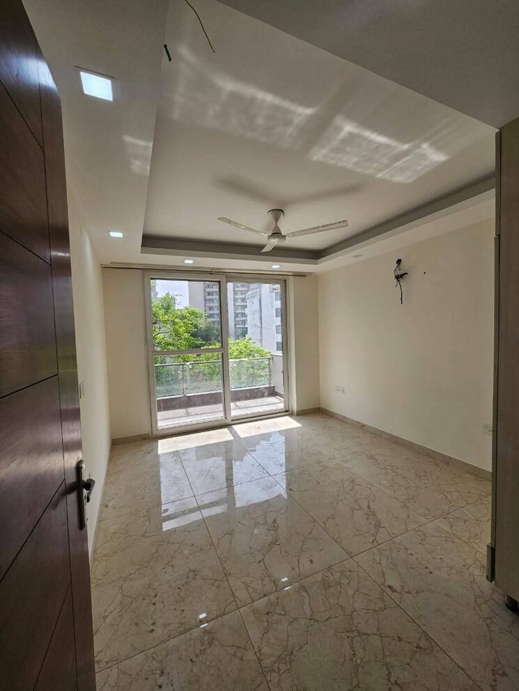 Room, uppal-southend 3 Bedroom 1865 Sq.Ft. Builder Floor In Sector 49 Gurgaon 9143997