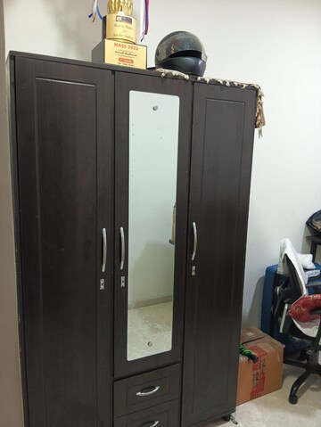 Furnished Amenities in 3 BHK Apartment at Piramal Vaikunth, Balkum Pada – for Rent