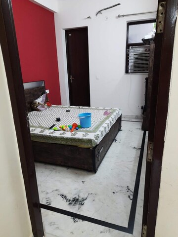 Bedroom in 3 BHK Builder Floor at Sector 50 – for Rent
