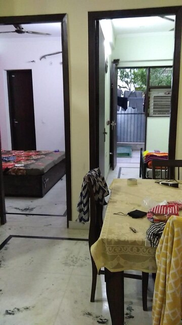 Bedroom in 3 BHK Builder Floor at Sector 50 – for Rent