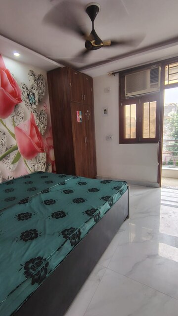 Bedroom in 3 BHK Builder Floor at Dwarka Mor – for Rent