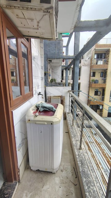 Balcony in 3 BHK Builder Floor at Dwarka Mor – for Rent