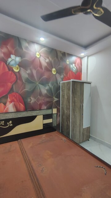 Bedroom in 3 BHK Builder Floor at Dwarka Mor – for Rent