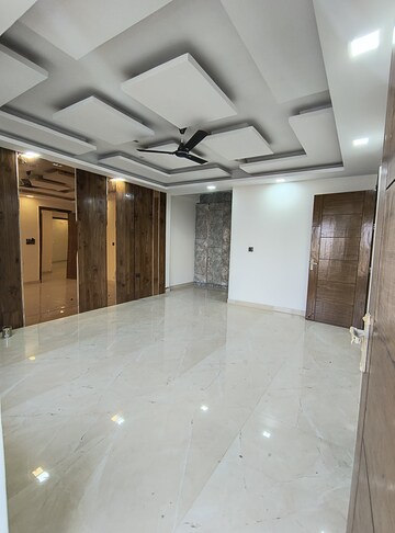 Staircase in 4 BHK Builder Floor at Green Fields Colony – for Rent