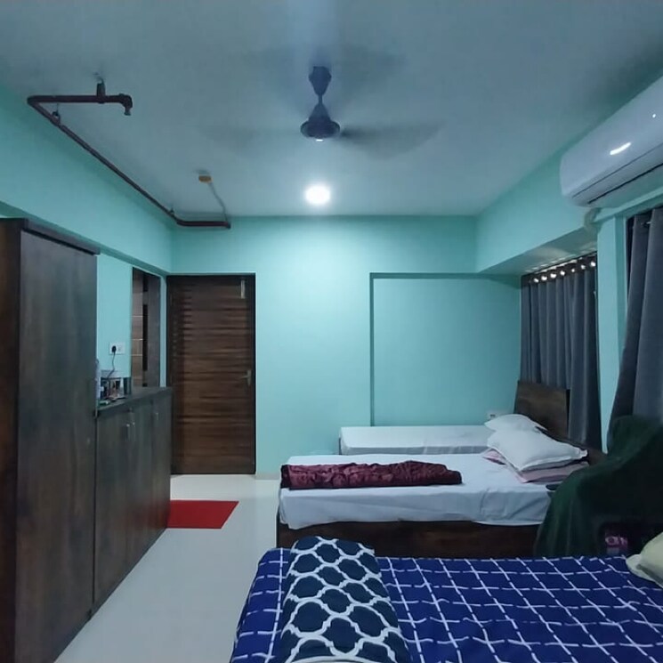 Bedroom, goregaon west Pg For Boys In Goregaon West 9144098