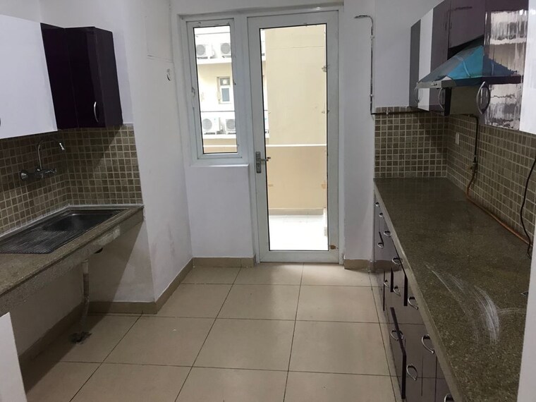 Kitchen, emaar-palm-hills 3 Bedroom 1450 Sq.Ft. Apartment In Sector 77 Gurgaon 9144142