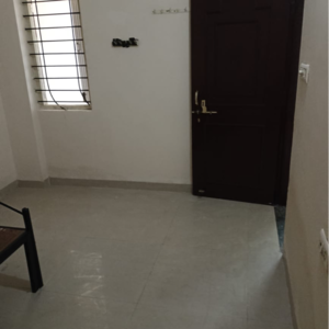 Room in 3 BHK Apartment at Nipania – for Sale