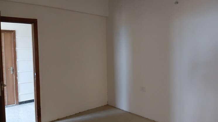 Room, tulip-yellow 3 Bedroom 1704 Sq.Ft. Apartment In Sector 69 Gurgaon 9144340